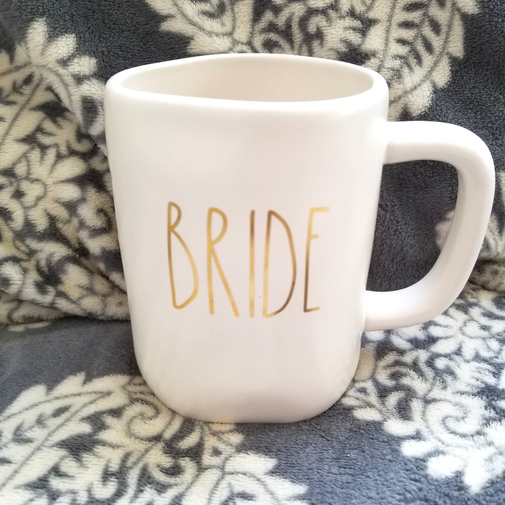 Rae dunn mug